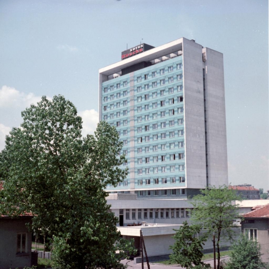 Фотограф Панайот Бърнев, Милена Николова