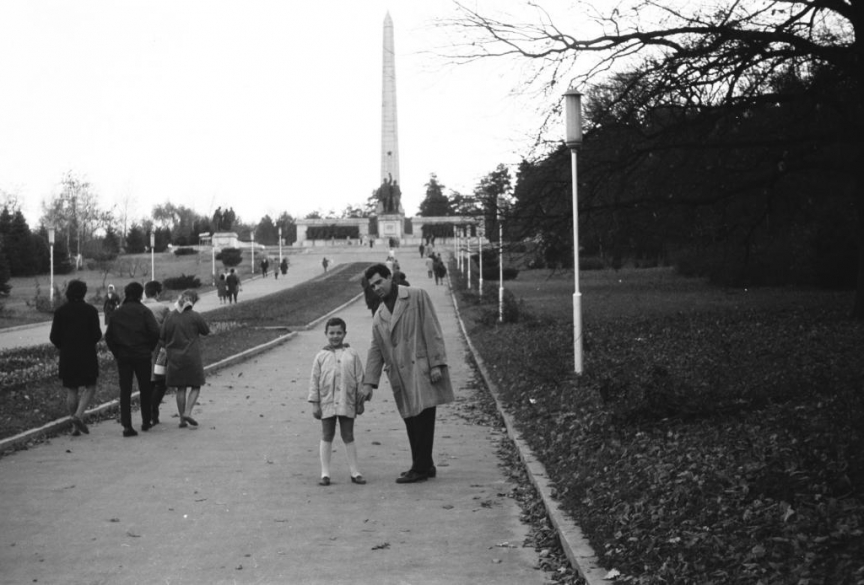 Борисова градина, Фотограф Панайот Бърнев, Милена Николова