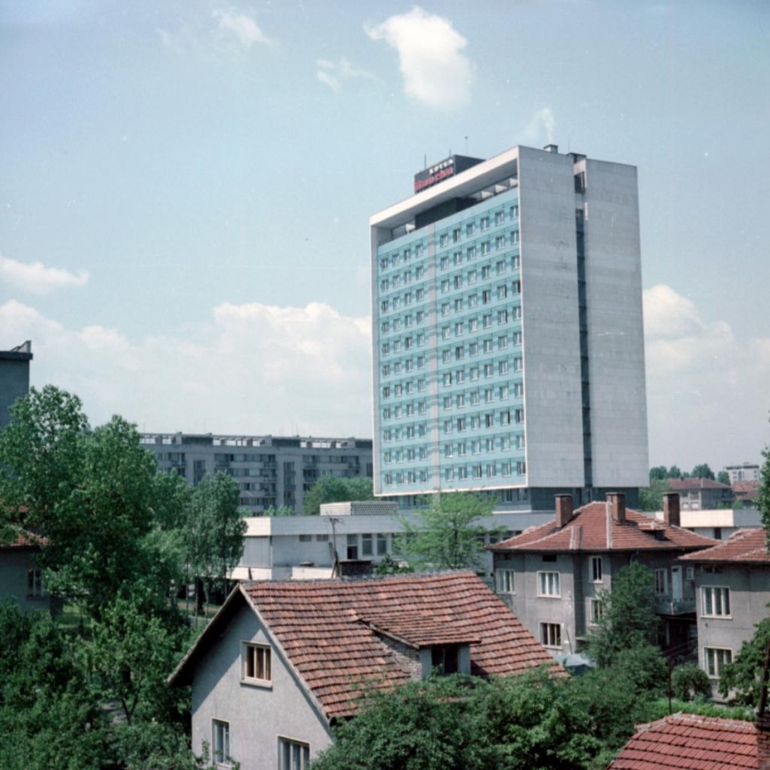 Фотограф Панайот Бърнев, Милена Николова