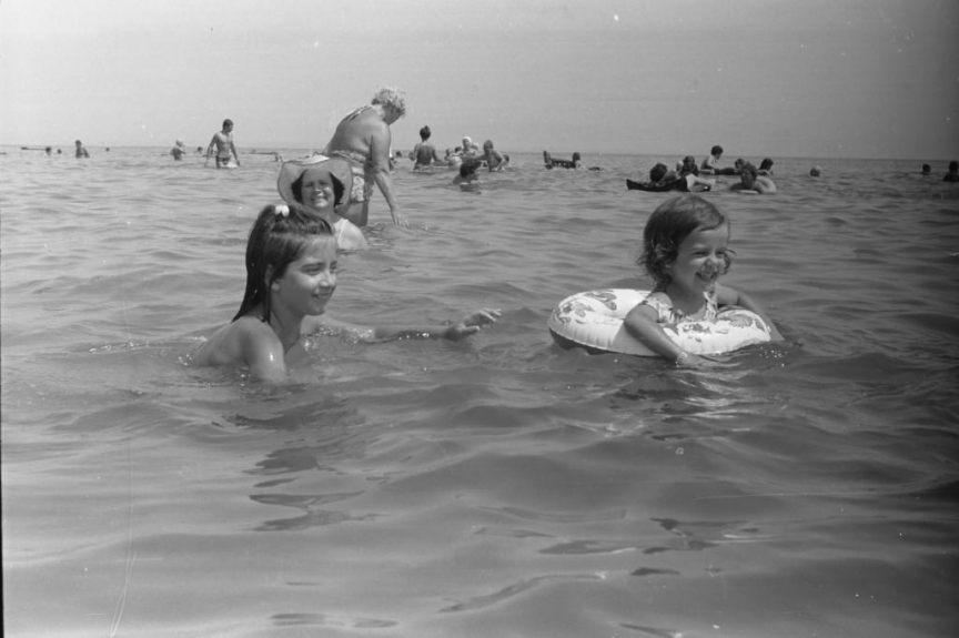 на море/Черно море, БВА